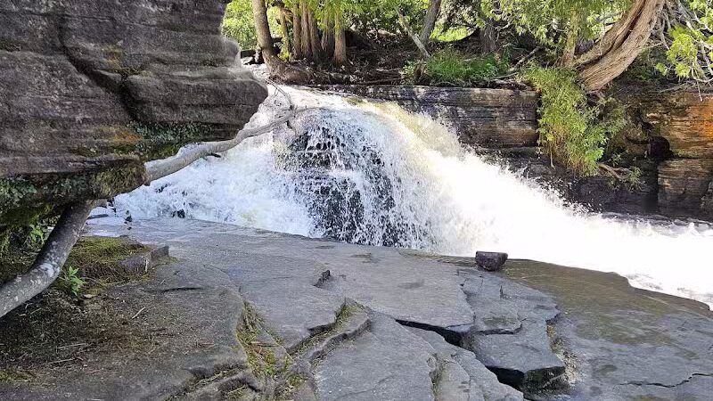 Tahquamenon Upper Falls Parking Lot - Paradise, MI