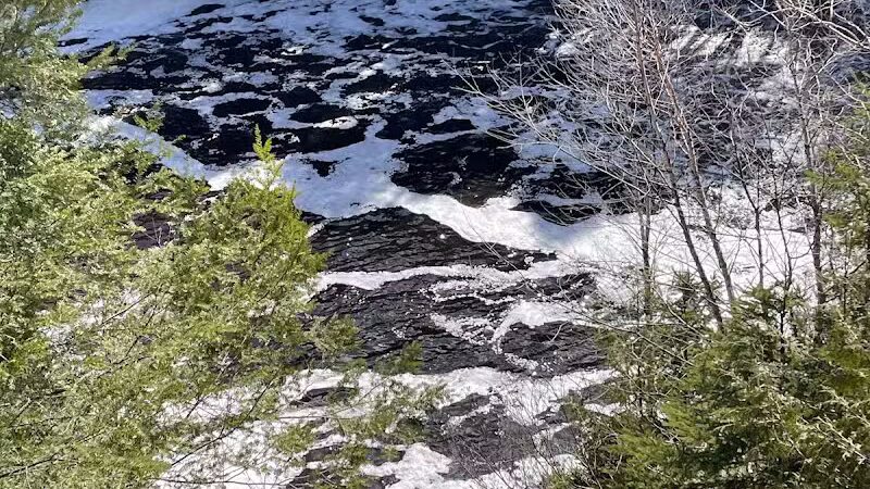 Tahquamenon Upper Falls Parking Lot - Paradise, MI