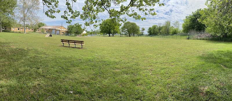 PAWS VALLEY DOG PARK - Pauls Valley, OK
