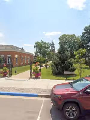 Courtyard Park - Paw Paw,