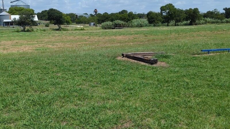 Zee Vee Park - Penelope, TX