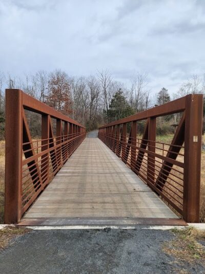 Rosedale Lake Parking Area: Lawrence Hopewell Trail - Pennington, NJ