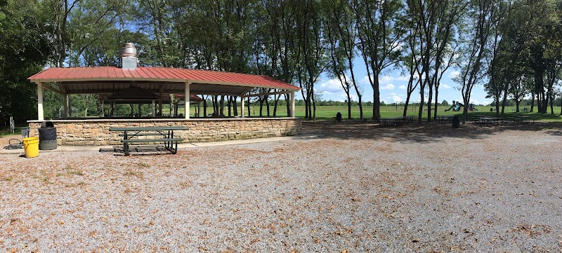 Rosedale Lake Parking Area: Lawrence Hopewell Trail - Pennington, NJ