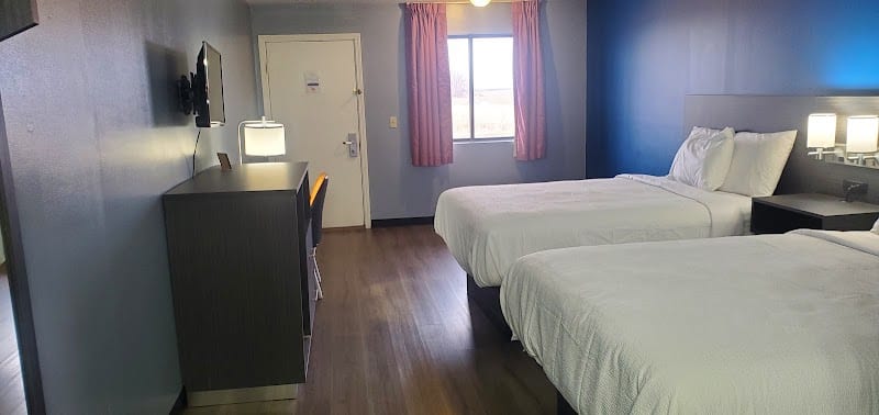 The Junction Inn - Perry, MO