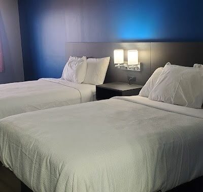 The Junction Inn - Perry, MO