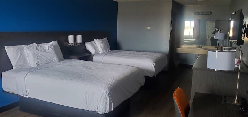 The Junction Inn - Perry, MO