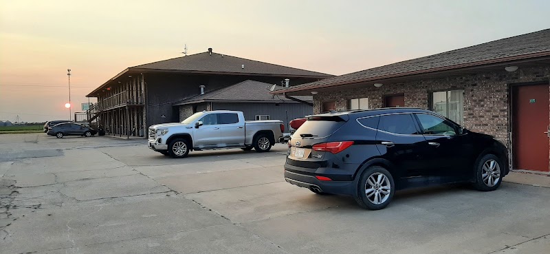 The Junction Inn - Perry, MO