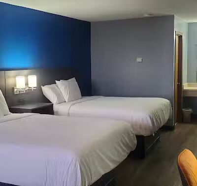 The Junction Inn - Perry, MO