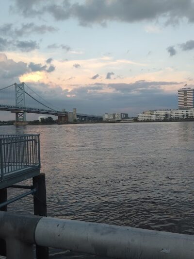 Penn's Landing Dog Park - Philadelphia, PA