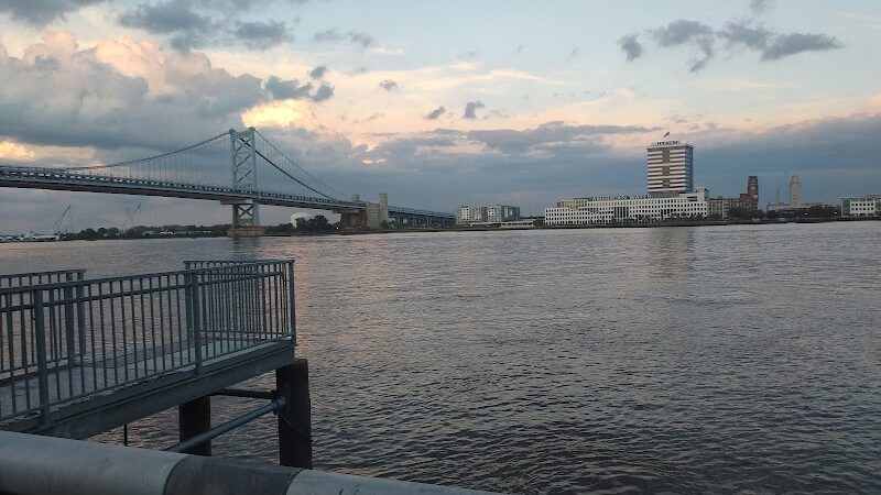 Penn's Landing Dog Park - Philadelphia, PA