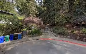 Off Leash Dog Area Entrance - Piedmont, CA