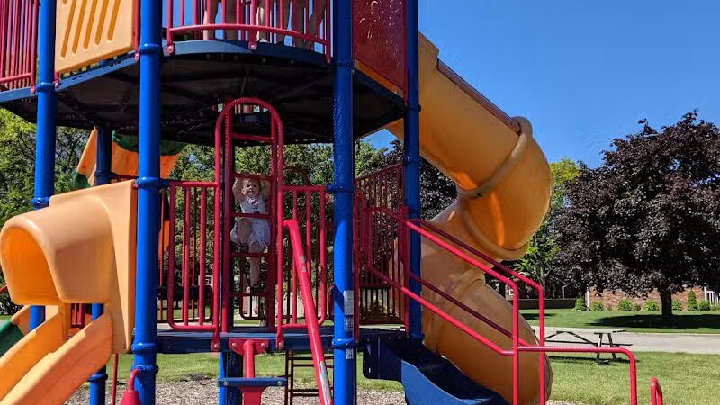 Pigeon Village Park - Pigeon,