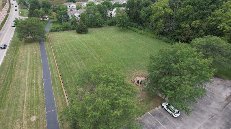 Van Horn Woods East Dog Park - Plainfield, IL