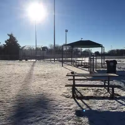 4 Paws Dog Park - Plymouth,