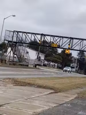 Pontiac Trails - Pontiac, MI