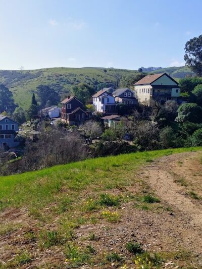 Carquinez Strait Regional Shoreline Park - Port Costa, CA