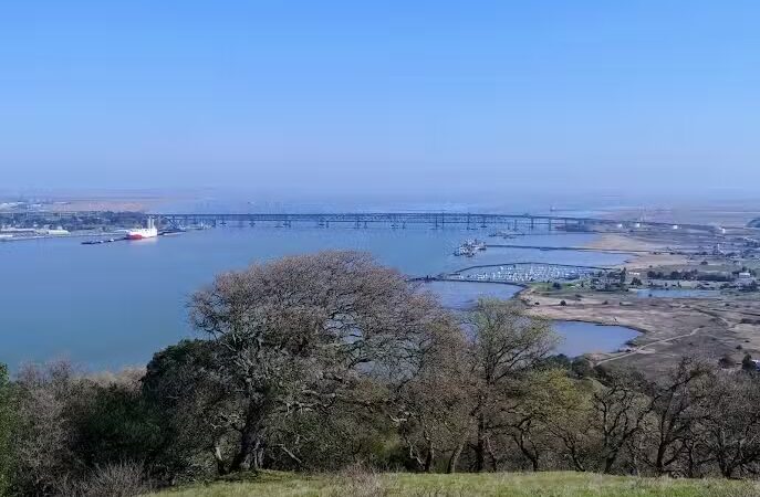 Carquinez Strait Regional Shoreline Park - Port Costa, CA