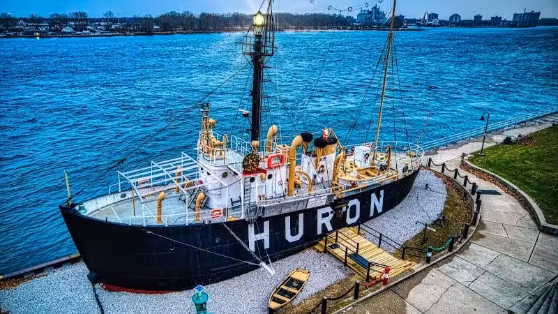 Pine Grove Park - Port Huron,