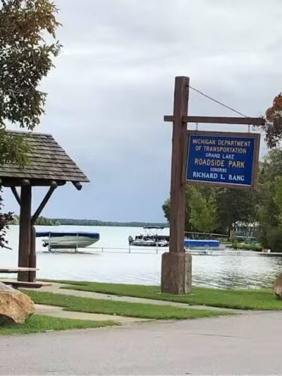 Grand Lake Roadside Park - Posen, MI