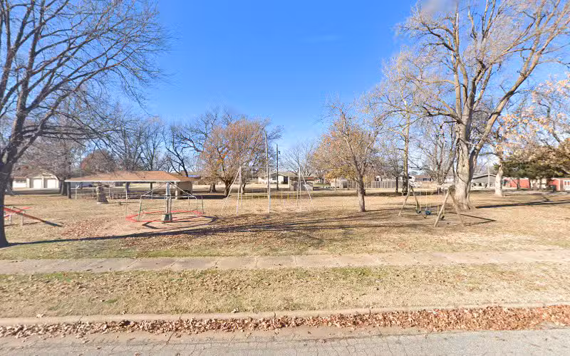Pretty Prairie City Park - Pretty Prairie, KS
