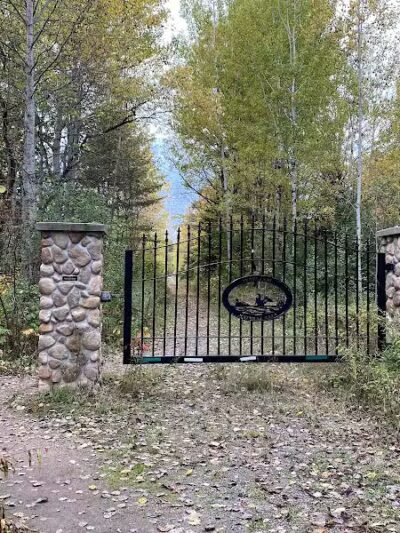 Fumee Lake Trail Head - Quinnesec,