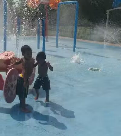 Handy Park - Redford Township,