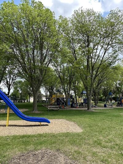 Elmwood Park - Reinbeck, IA