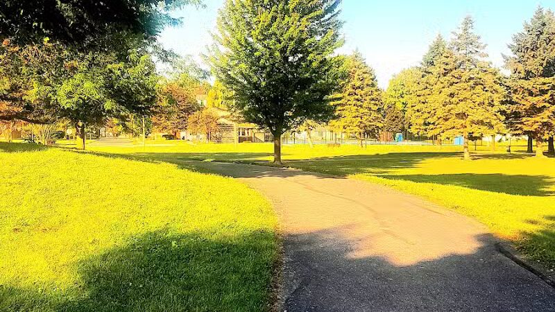 Beebe Street Park - Richmond,