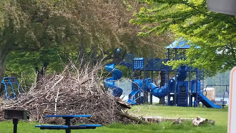 Belanger Park - River Rouge,