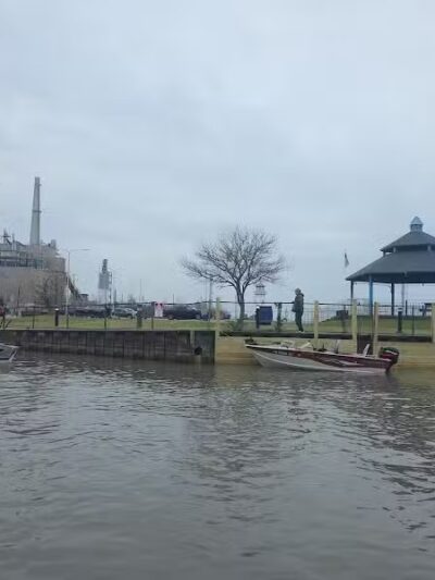 Belanger Park Public Boat Launch - River Rouge,