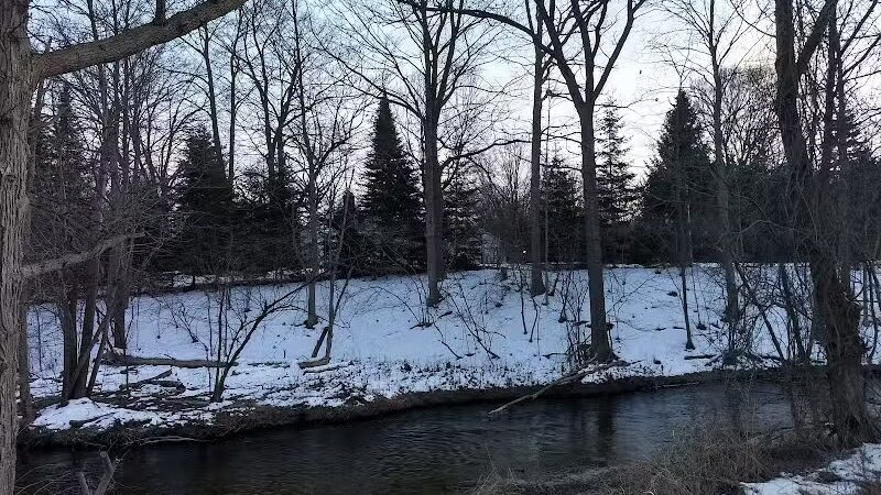 Paint Creek Trail parking - Dutton Rd - Rochester Hills,