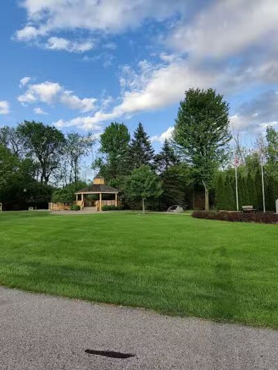 Veterans Memorial Pointe - Rochester Hills,