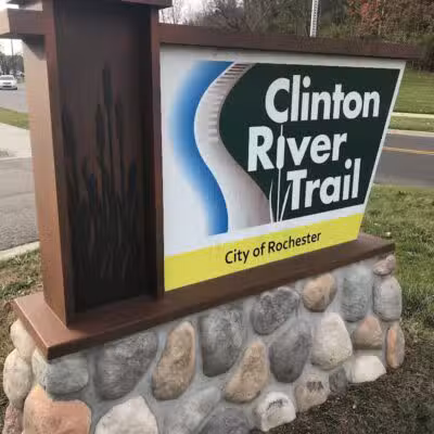 Letica Drive Trailhead - Rochester,