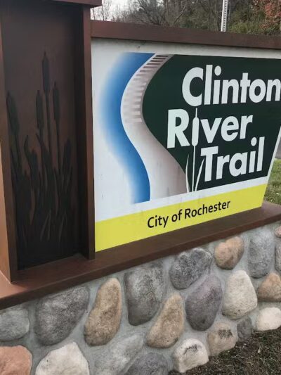 Letica Drive Trailhead - Rochester,