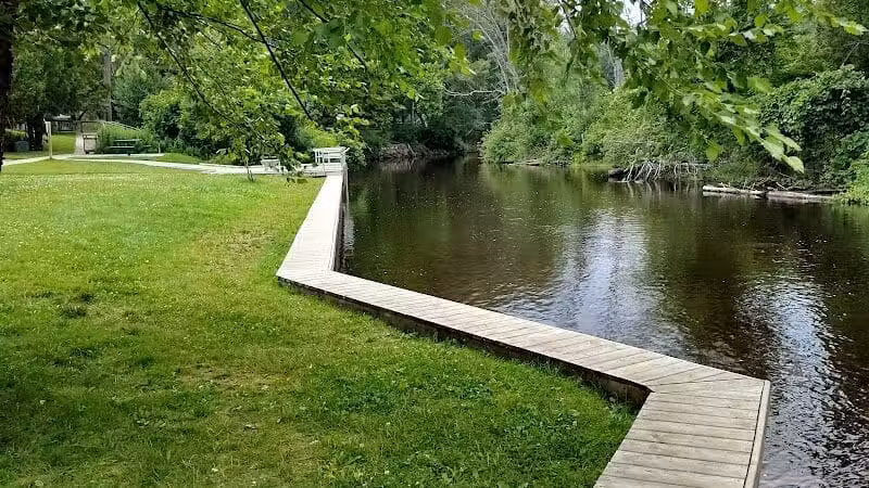 Wallace Park - Roscommon,