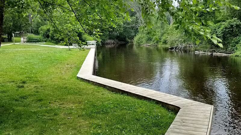 Wallace Park - Roscommon,