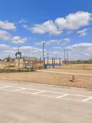 Sierra Vista Dog Park - Rosharon, TX