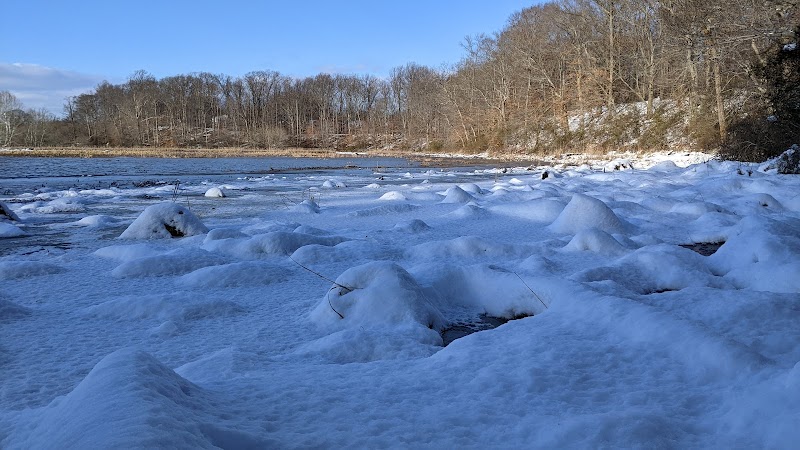 Oxbow Nature Preserve Lake Trail - Russett, MD