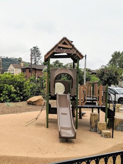 Bath Street Pocket Park - Santa Barbara, CA