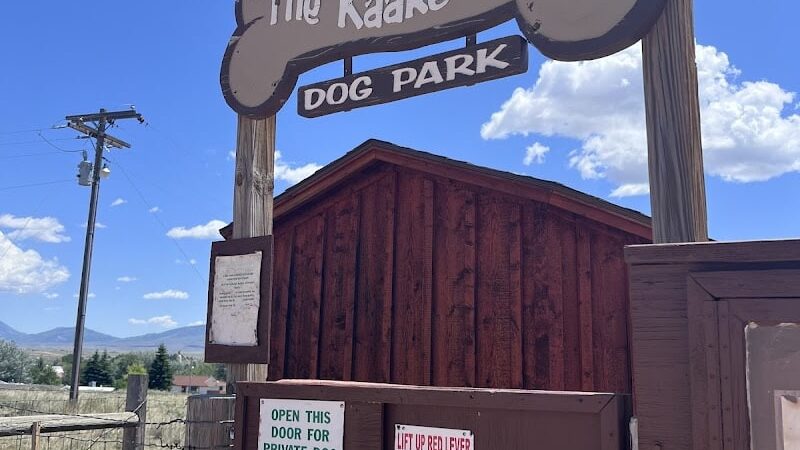Saratoga dog park - Saratoga, WY