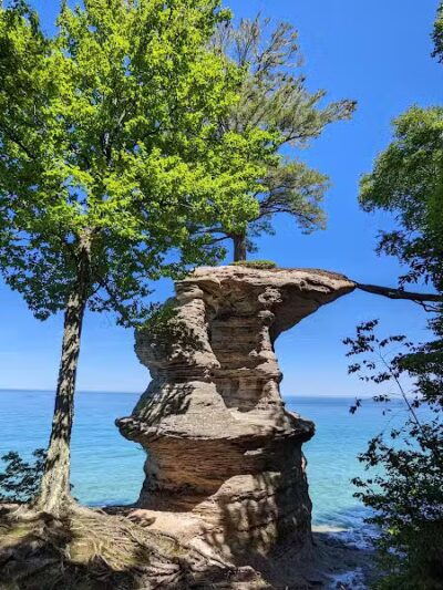 Chapel Falls Trailhead - Shingleton,