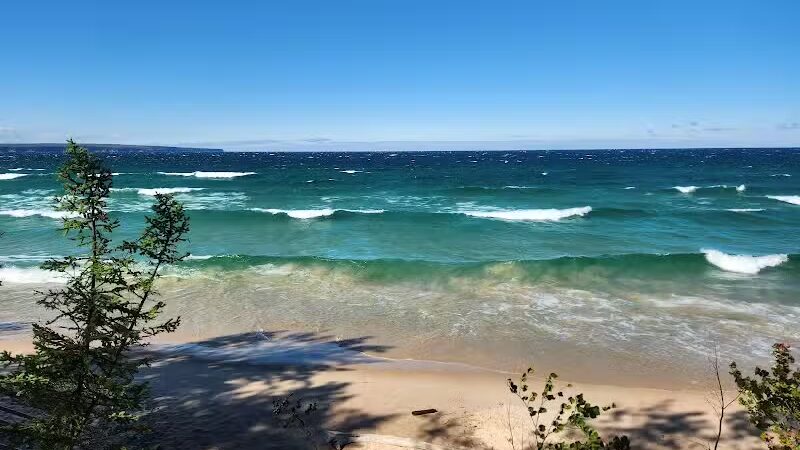 Miners Beach - Shingleton,