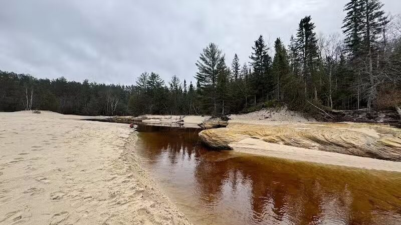 Miners Beach - Shingleton,