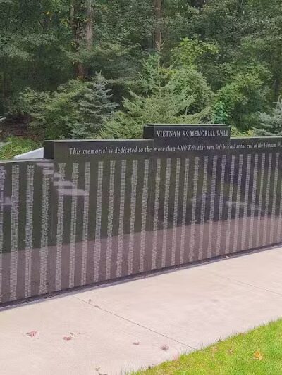 Michigan War Dog Memorial - South Lyon,