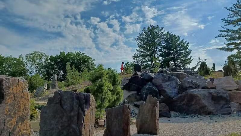 Carpenter Lake Nature Preserve - Southfield,