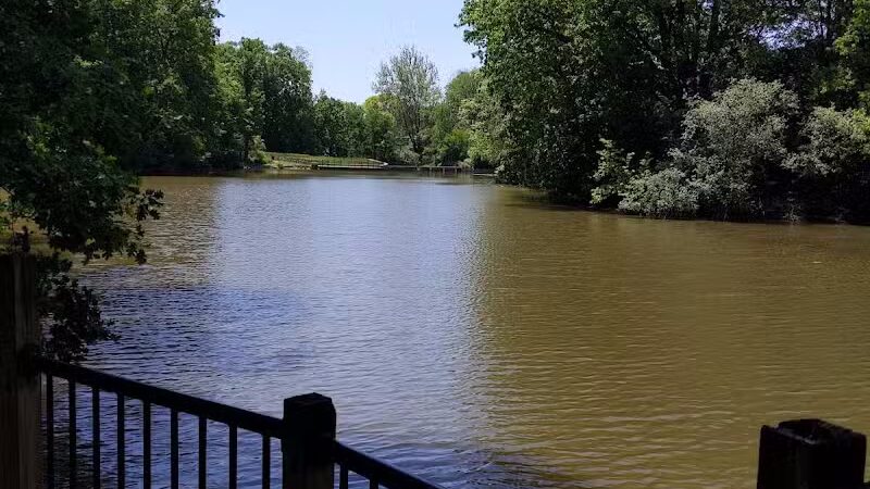Carpenter Lake Nature Preserve - Southfield,