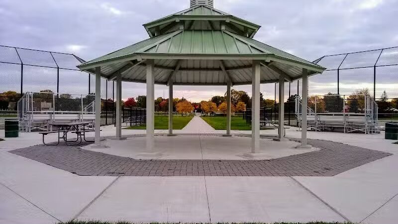 Inglenook Park - Southfield,