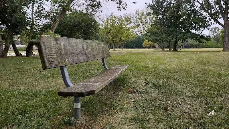 Lahser Woods Park - Southfield,