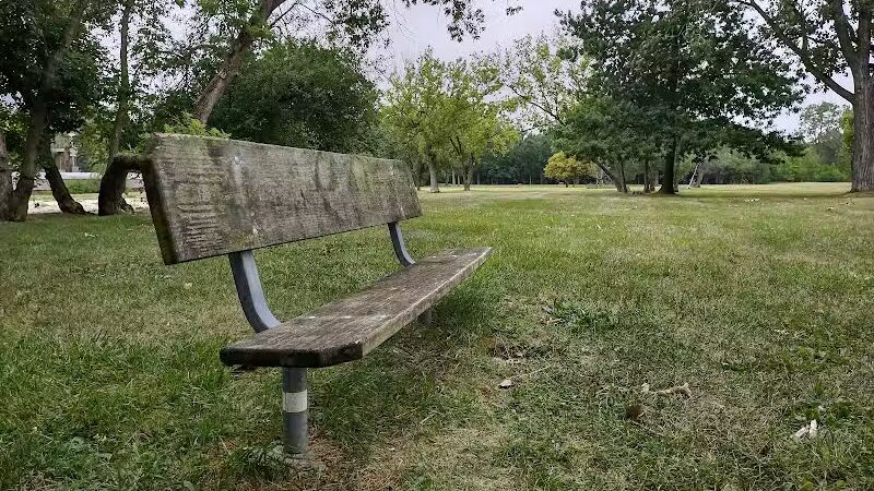 Lahser Woods Park - Southfield,