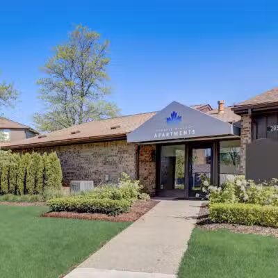 Maple Place Apartments - Southfield,